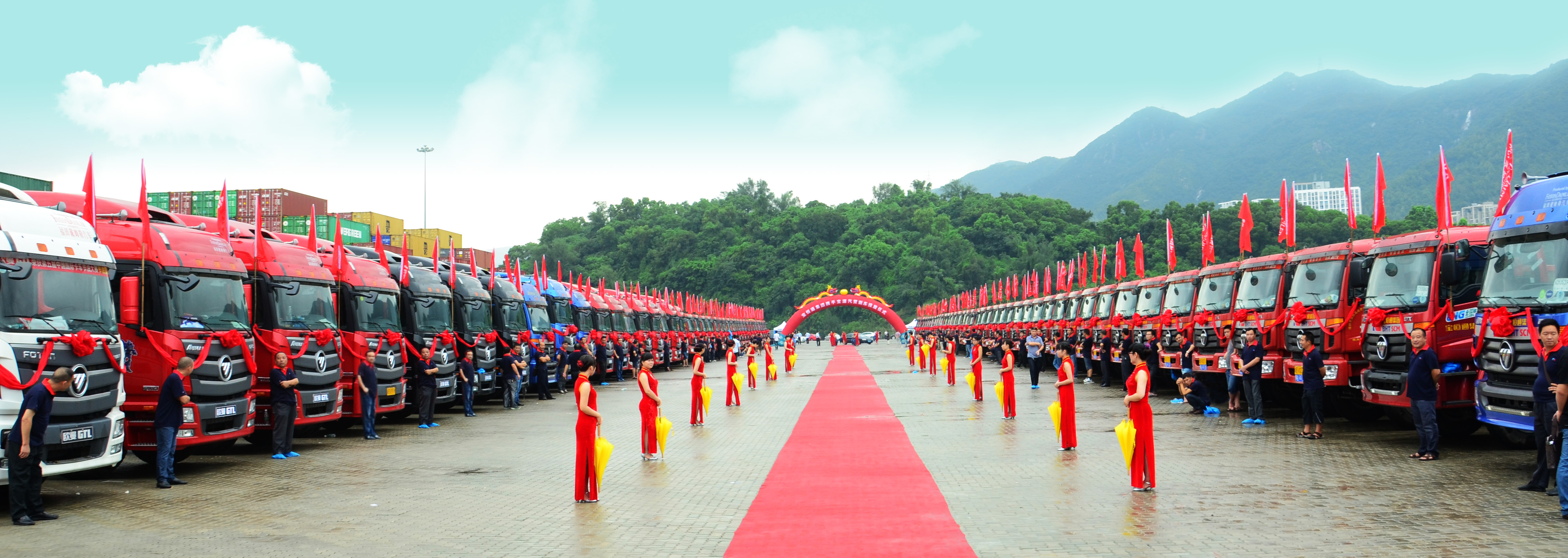 渣土100台车交车.jpg